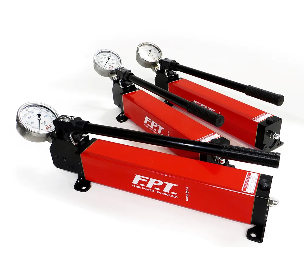 2. Hand pumps Ręczne pompy hydrauliczne FPT z manometrami